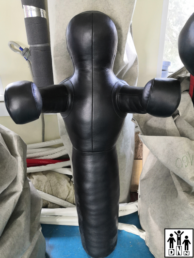 Манекен для борьбы одноногий классический