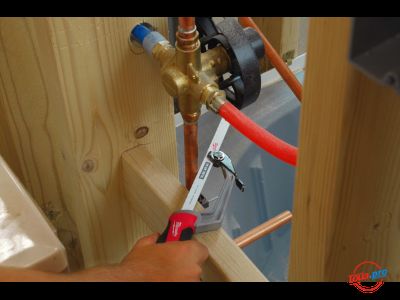 Компактная ножовка по металлу Milwaukee Compact Hack Saw 48220012