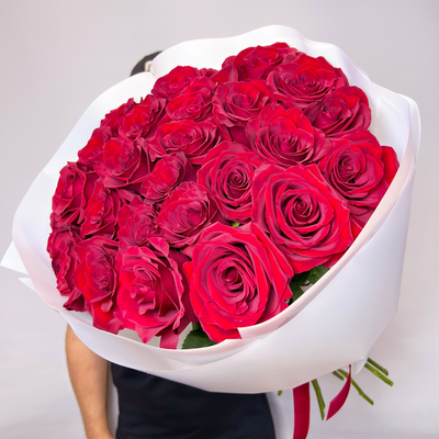 Букет красных роз Эквадор премиум 25 шт