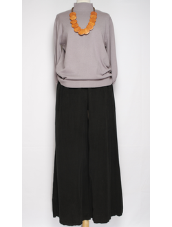 Брюки вельветовые"Палаццо защипы пояс" черные до 54