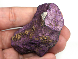 Пурпурит, коллекционный образец, Намибия (58*38*21 мм, 75 г) №27301