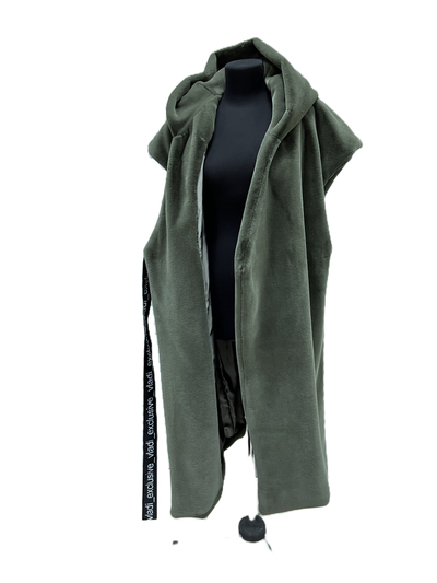 Жилет из эко меха модель 127