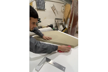 Далее необходимо набрать толщину у панелей. Приклеиваем "борта".