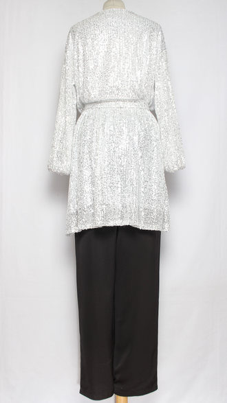 ПЛАТЬЕ-ТУНИКА НАРЯДНОЕ "РАСКЛЕШЕННОЕ ПАЙЕТКИ" белое р.46,50,52