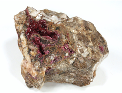 Эритрин, кристаллы на породе, коллекционный образец, Марокко (70*59*53 мм, 208 г) №28827