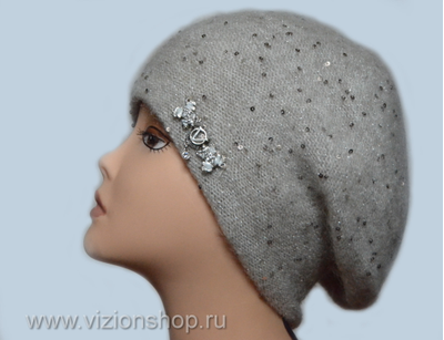 zimniy-beret-dlya-zhenshchin-vyazanyy-italiya-vizio-bezhevyy