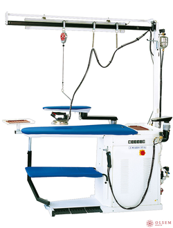 Гладильный стол Ghidini Vapor