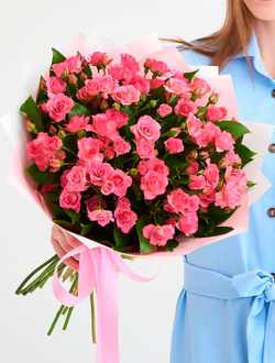 11 розовых кустовых роз