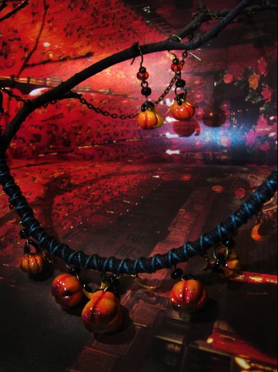 "Время Самайна", комплект украшений (серьги и колье) с тыквами к Хэллоуину