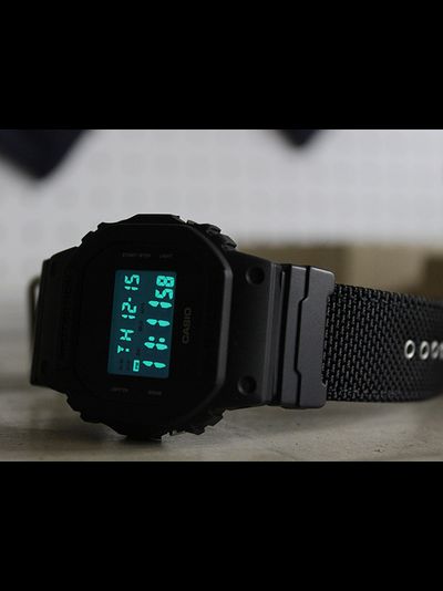 Часы Casio G-Shock DW-5600BBN-1