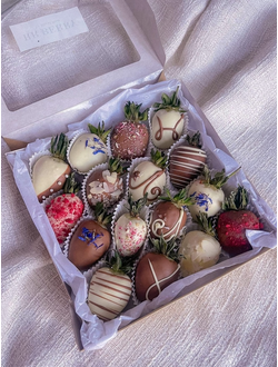 Набор из клубники в шоколаде