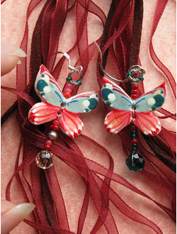 Яркие серьги в виде бабочек авторской работы - серьги "Мотыльки"