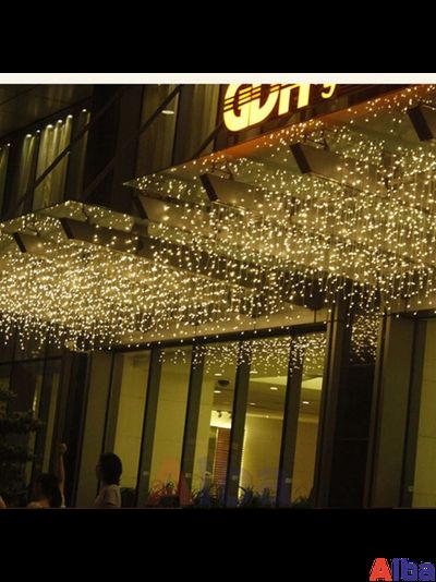 Бахрома 3*0.6 м БЕЛЫЙ ТЕПЛЫЙ, мерцание IP 65