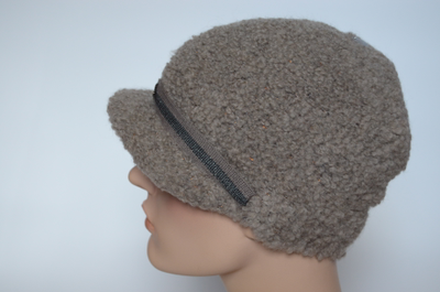 Вязаная кепка жокейка из шерсти альпака Vizio Италия 7006 VOK ореховая