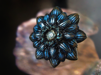 Космическое кольцо-цветок "Свет Полярной звезды"