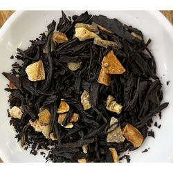 Поздний черный чай с шелковицей и личи