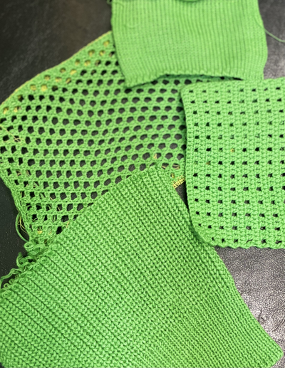 PECCI FILATI spa CASHCORN 50% CO хлопок 50% волокно кукурузы 2/50  2500 м в 100 граммах  цв. 28007 первая зелень