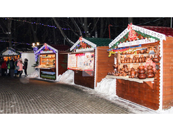 Ярмарочный торговый домик «Резной»