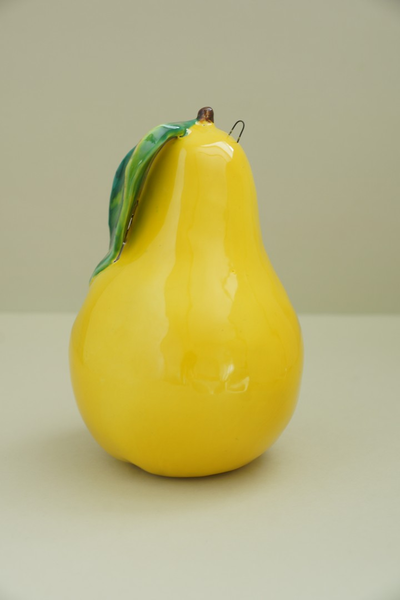 Груша с листом (жёлтая)