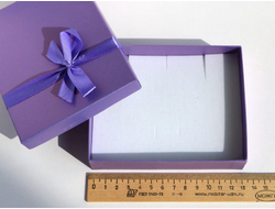 Футляр картонный с лентой на крышке 134*107*35 мм №10669