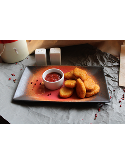 Наггетсы с кетчупом