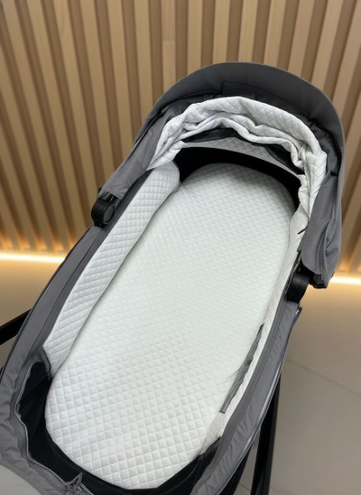 Детская коляска 3 в 1 Luxmom 812 Серый