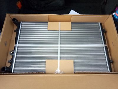 РАДИАТОР ОХЛАЖДЕНИЯ ДВИГАТЕЛЯ