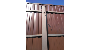 Установка камер видеонаблюдения с разрешением 4 мп 4К. Прокладка в трубах ПНД под газоном.