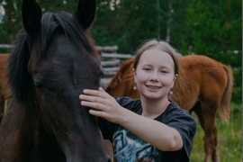 Экскурсии по клубу и в табун