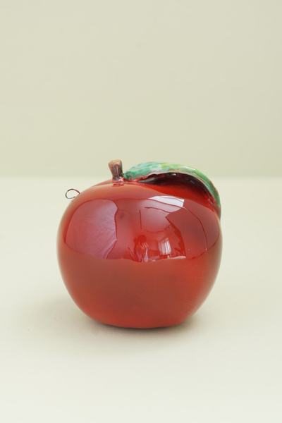 Яблоко малое