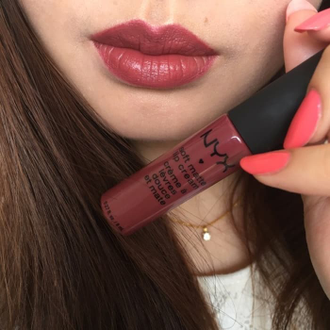 Стойкая жидкая матовая помада NYX Soft Matte Lip Cream 25 Budapest (Будапешт)