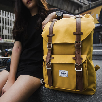 herschel little america mid volume