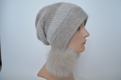 Шапка ушанка Vizio 1609 PP 66  бежевая с помпонами