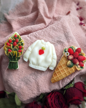 Рожок с земляникой