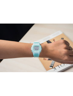 Часы Casio Baby-G BLX-565S-2E