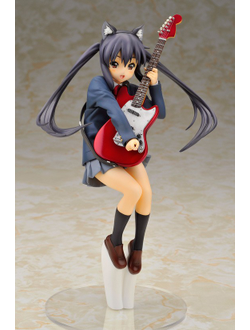 Фигурка 1/8 Адзуса Накано (Nakano Azusa)