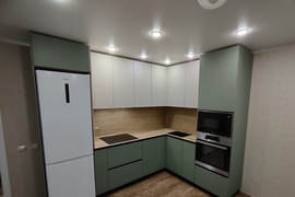 Кухня зеленая