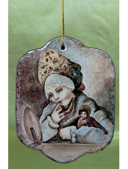 Девочка у зеркала