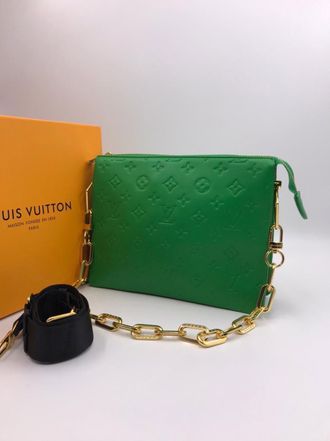 Женская сумка Louis Vuitton Coussin PM зелёная