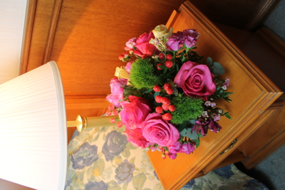 Оформление номера в гостинице цветами № 1493