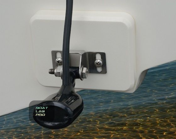 Крепление датчика эхолота humminbird