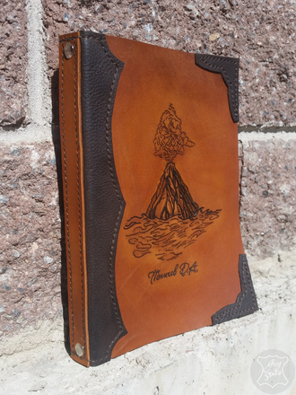 Именной кожаный блокнот с гравировкой