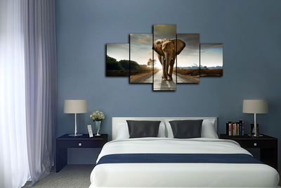 Модульная картина "Слон на тропе"