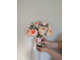 Свадебный букет из садовых пионовидных роз Дэвида Остина Джульетта (David Austin), брунии и стахиса