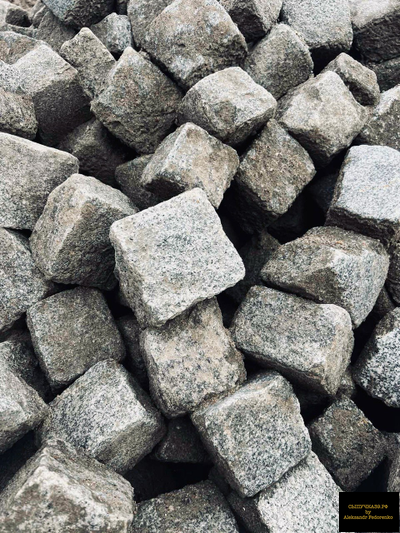 гранитная брусчатка 20х20