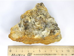 Барит, включения других минералов, Белореченское месторождение, Адыгея, Северный Кавказ, Россия (82*60*52 мм, вес: 419 г) №21526