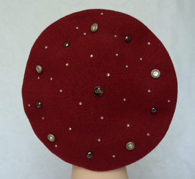 Фетровый берет со стразами фото