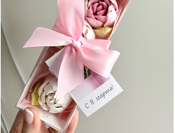 Пять тюльпанов из зефира