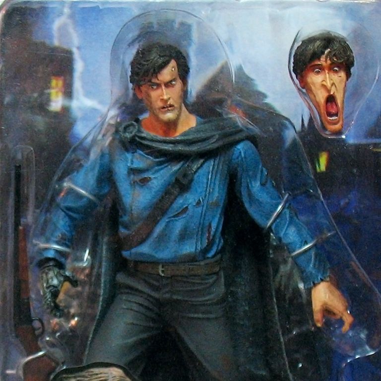 Neca Cult Classic series 5 — Army Of Darkness Medieval Ash Action figure