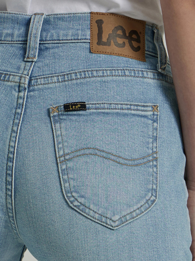 Джинсы Lee® Women's Legendary Flare Jean
